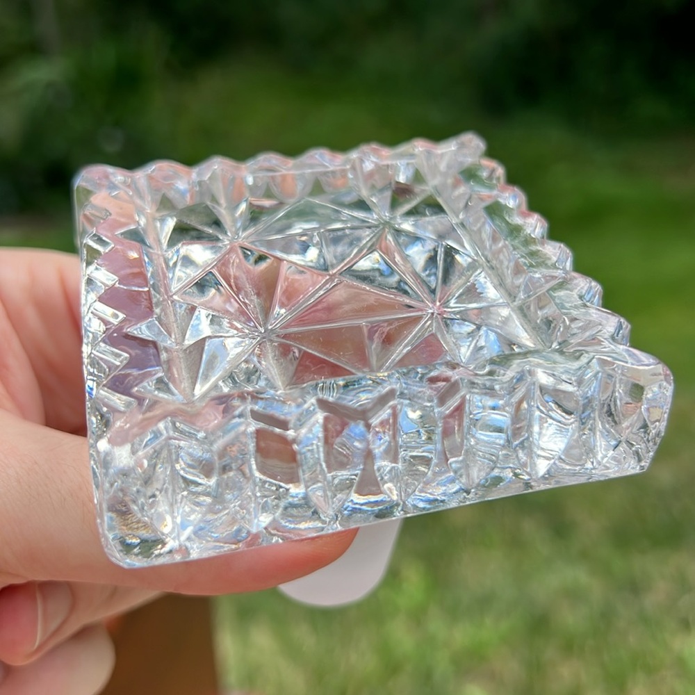Heavy Cut Crystal Glass Liquor Decanter Whiskey Bourbon Vintage Parlor Lounge - Picture 8 of 13